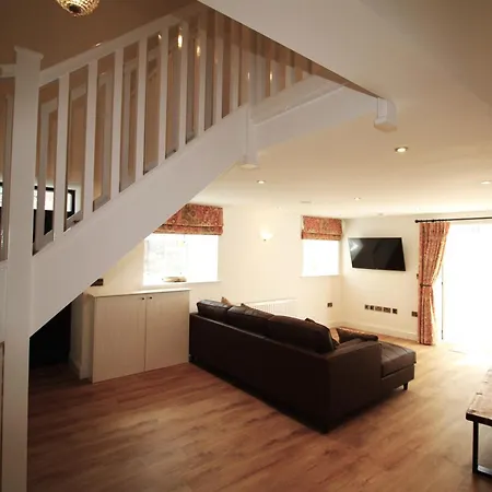 Berwick Upon Tweed - Sleeps 4 - Town Centre - Very High End Renovation - Private Garden - Close To Train Station - Fast Wifi Exterior photo